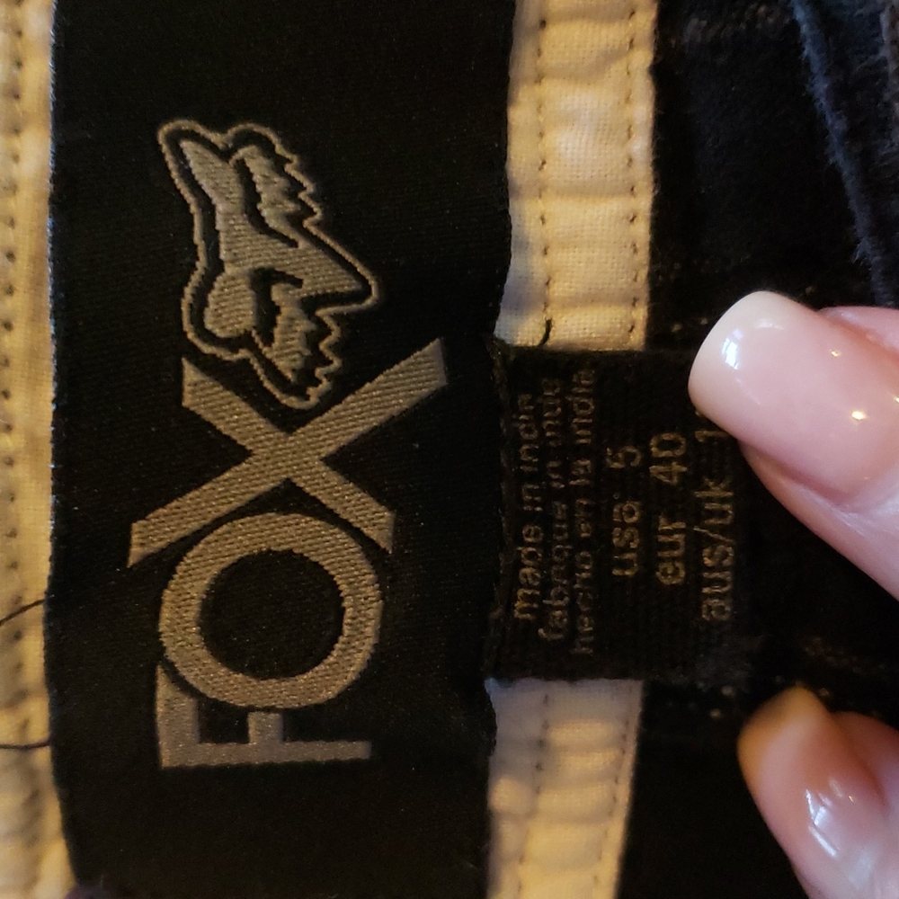 Fox shorts - Picture 2 of 3